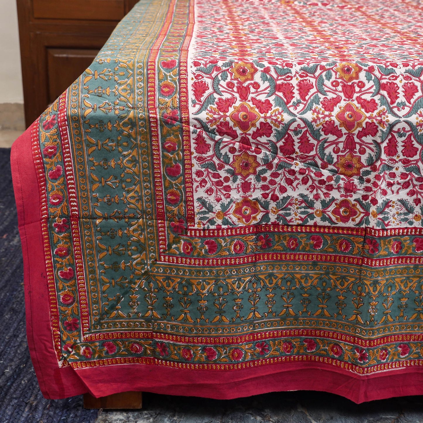 Cotton double sanganeri bed sheet set (108 x 90 in) 05