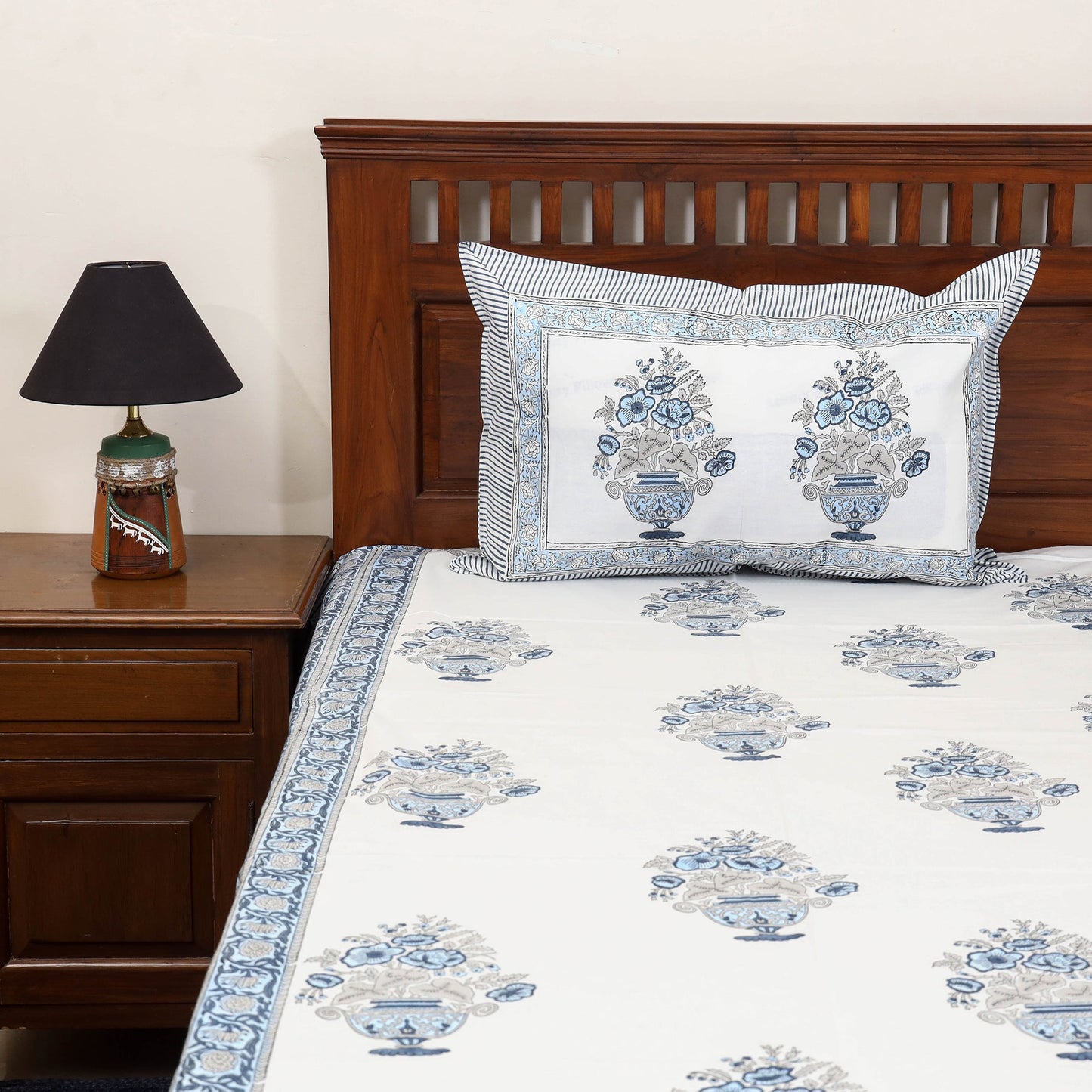 Cotton double sanganeri bed sheet set (108 x 90 in) 08