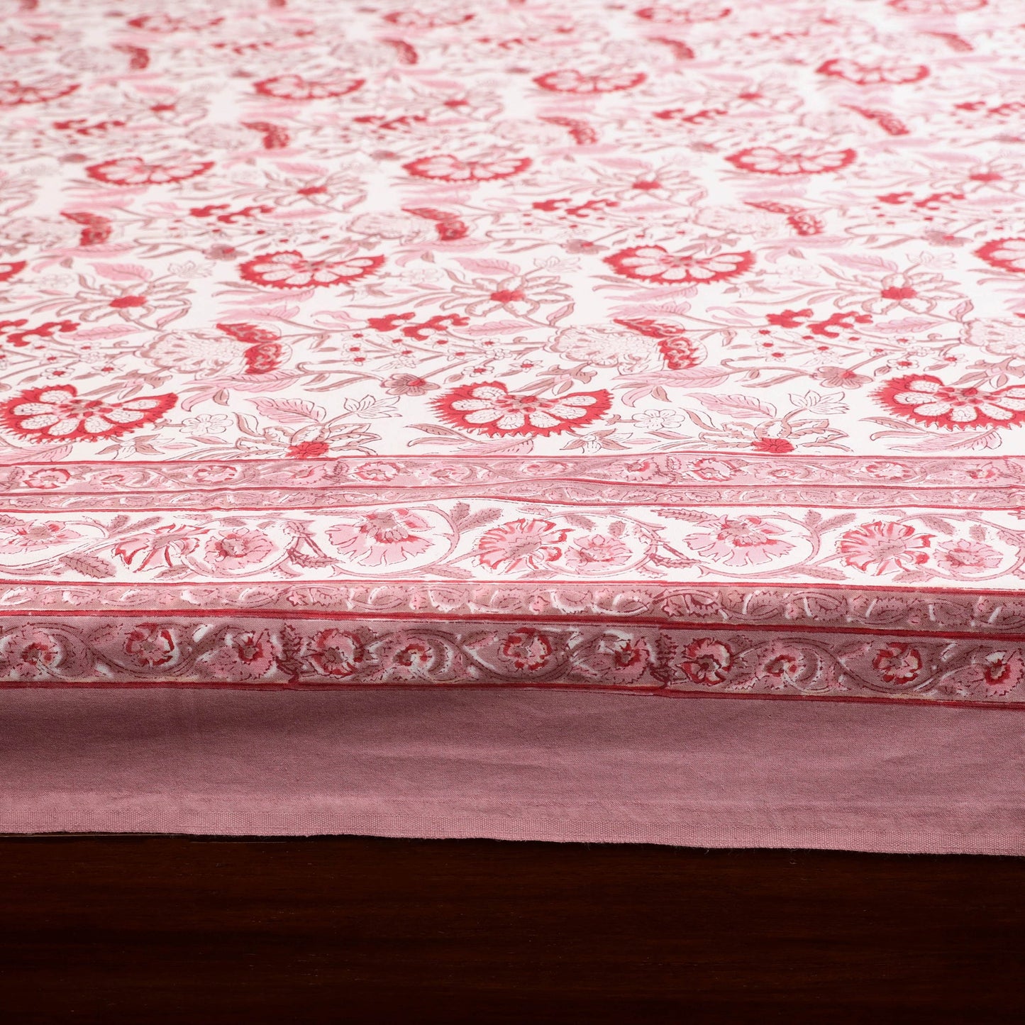 Cotton double sanganeri bed sheet set (108 x 90 in) 09