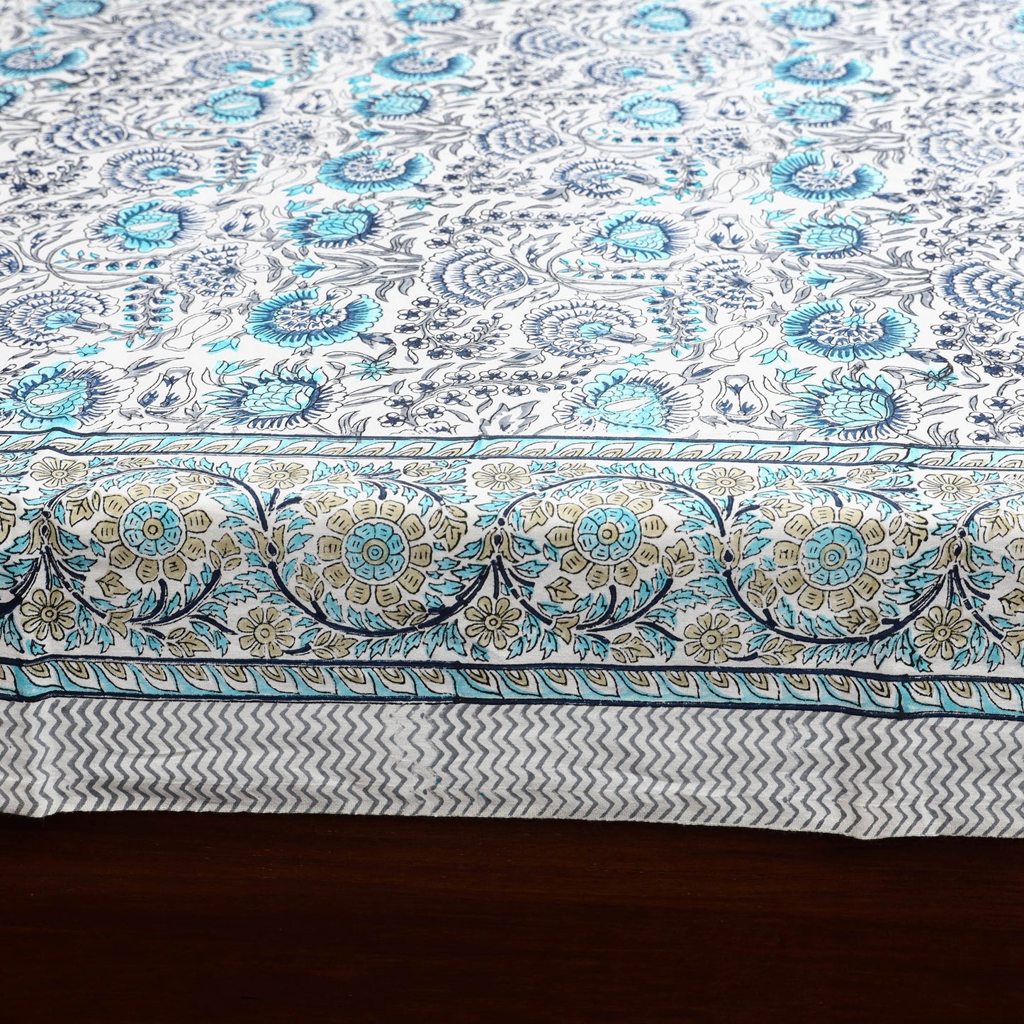 Cotton double sanganeri bed sheet set (108 x 90 in) 15