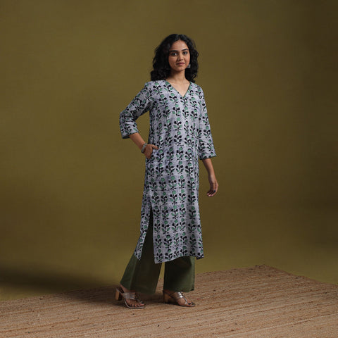 Cotton hand batik embroidered straight kurta for women 18