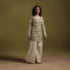 Cotton hand batik short kurta for women 01 - handcrafted