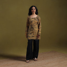 Cotton hand batik short kurta for women 03 - handcrafted