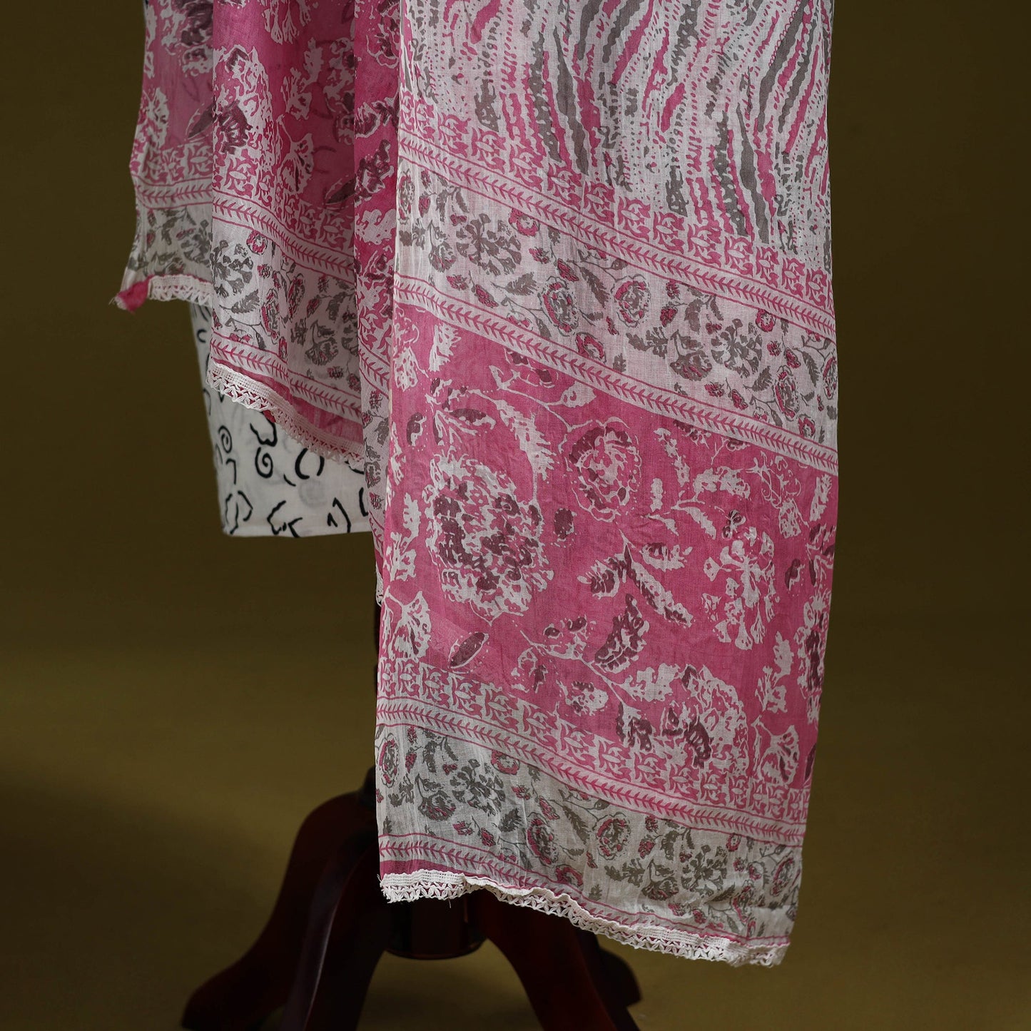 Cotton jaipur printed dupatta 100 - handcrafted