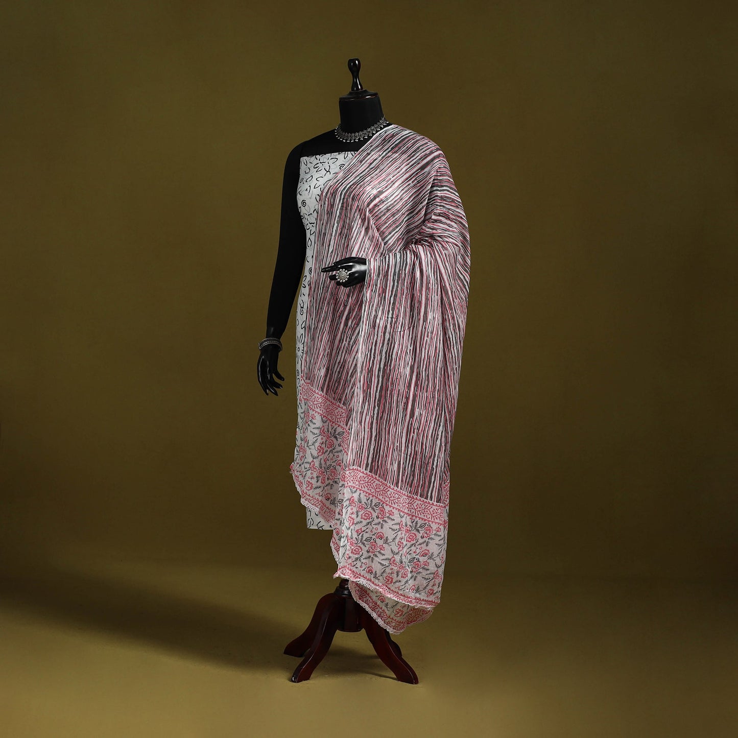 Cotton jaipur printed dupatta 95 - handcrafted