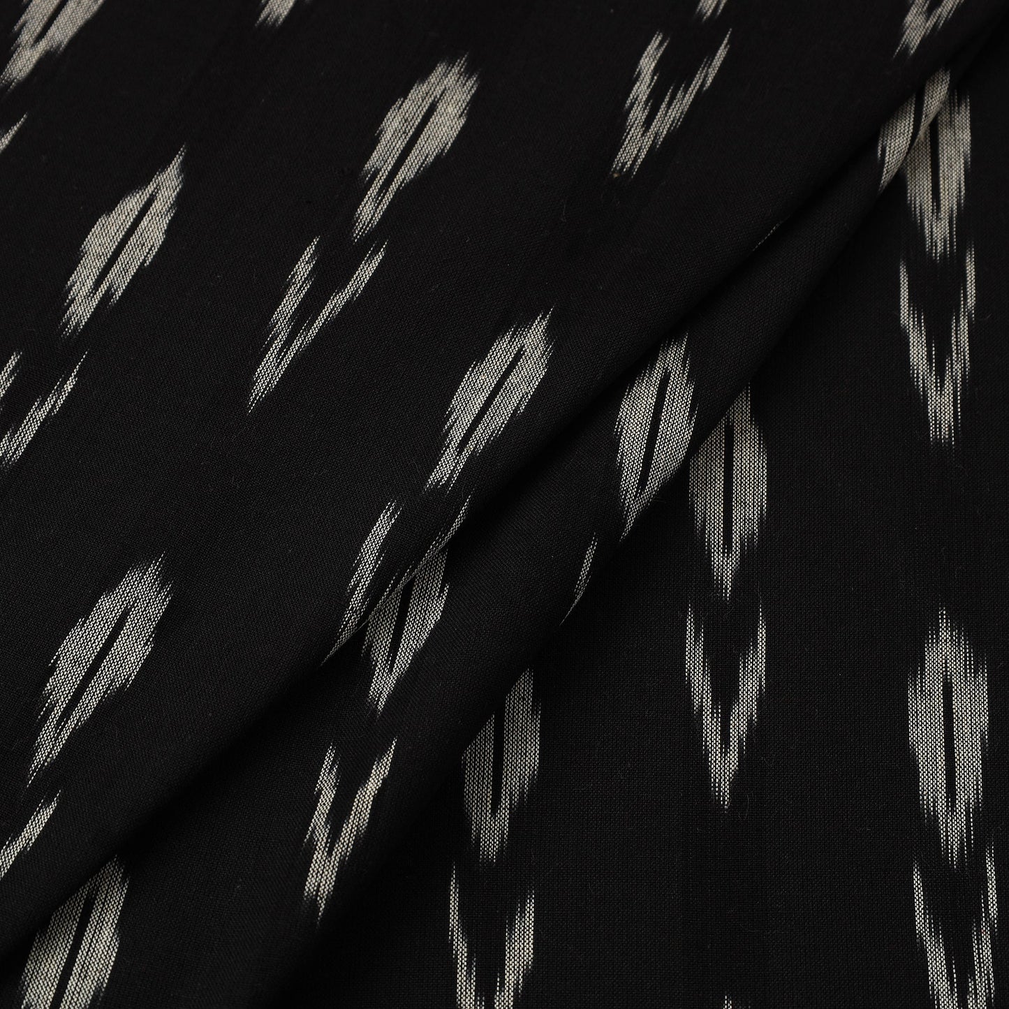  Cotton Pochampally Ikat Fabric Online in India