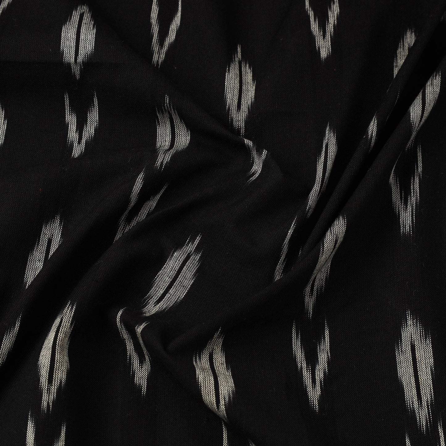  Cotton Pochampally Ikat Fabric Online in India