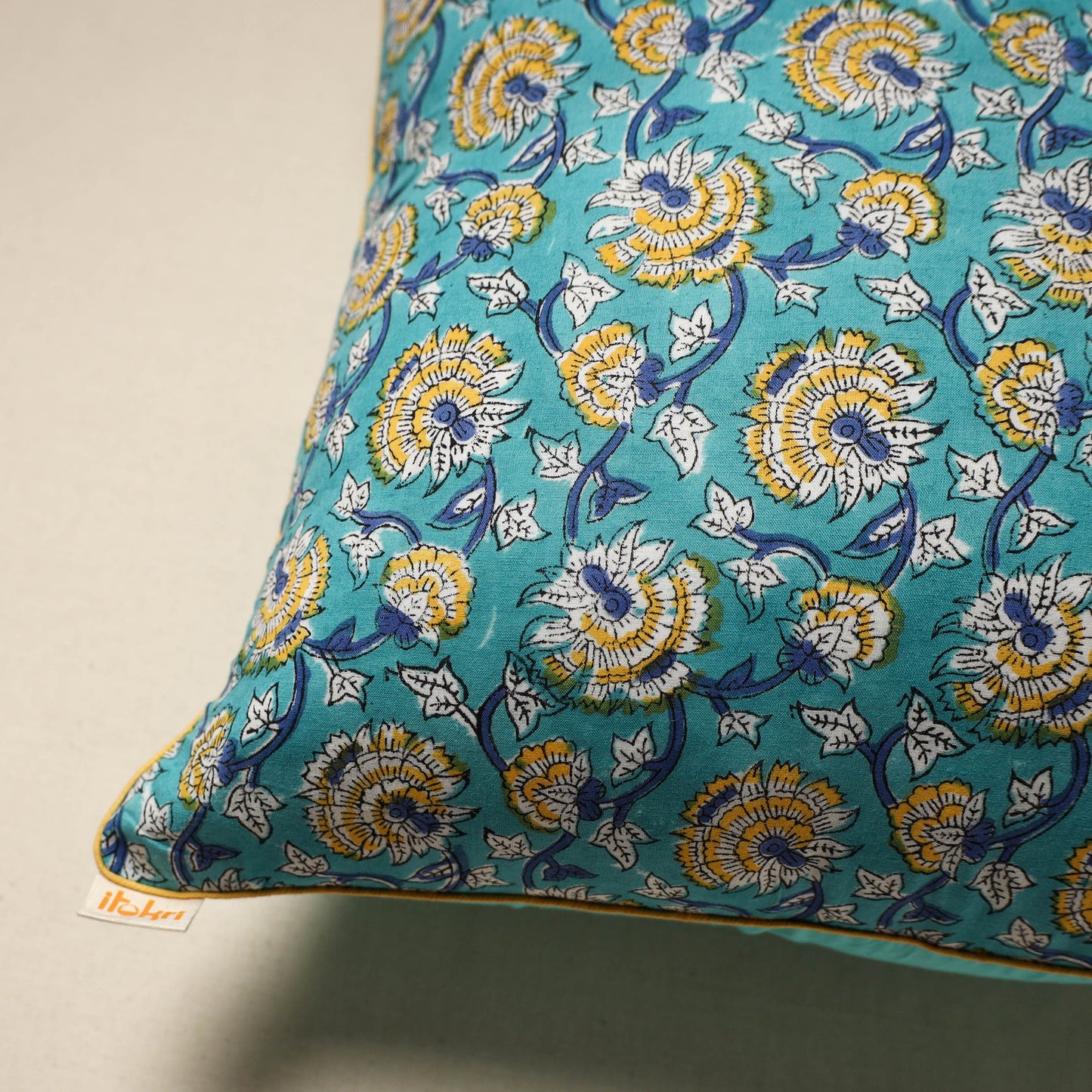 Cotton sanganeri cushion cover 112 - handcrafted