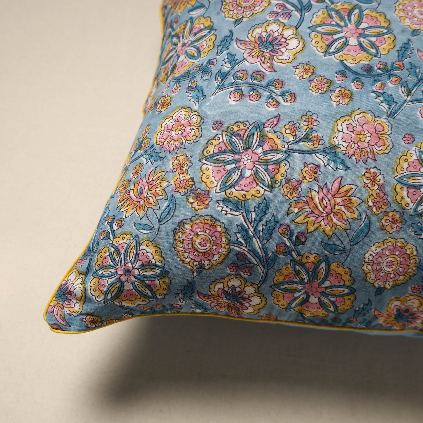 Cotton sanganeri cushion cover 123 - handcrafted