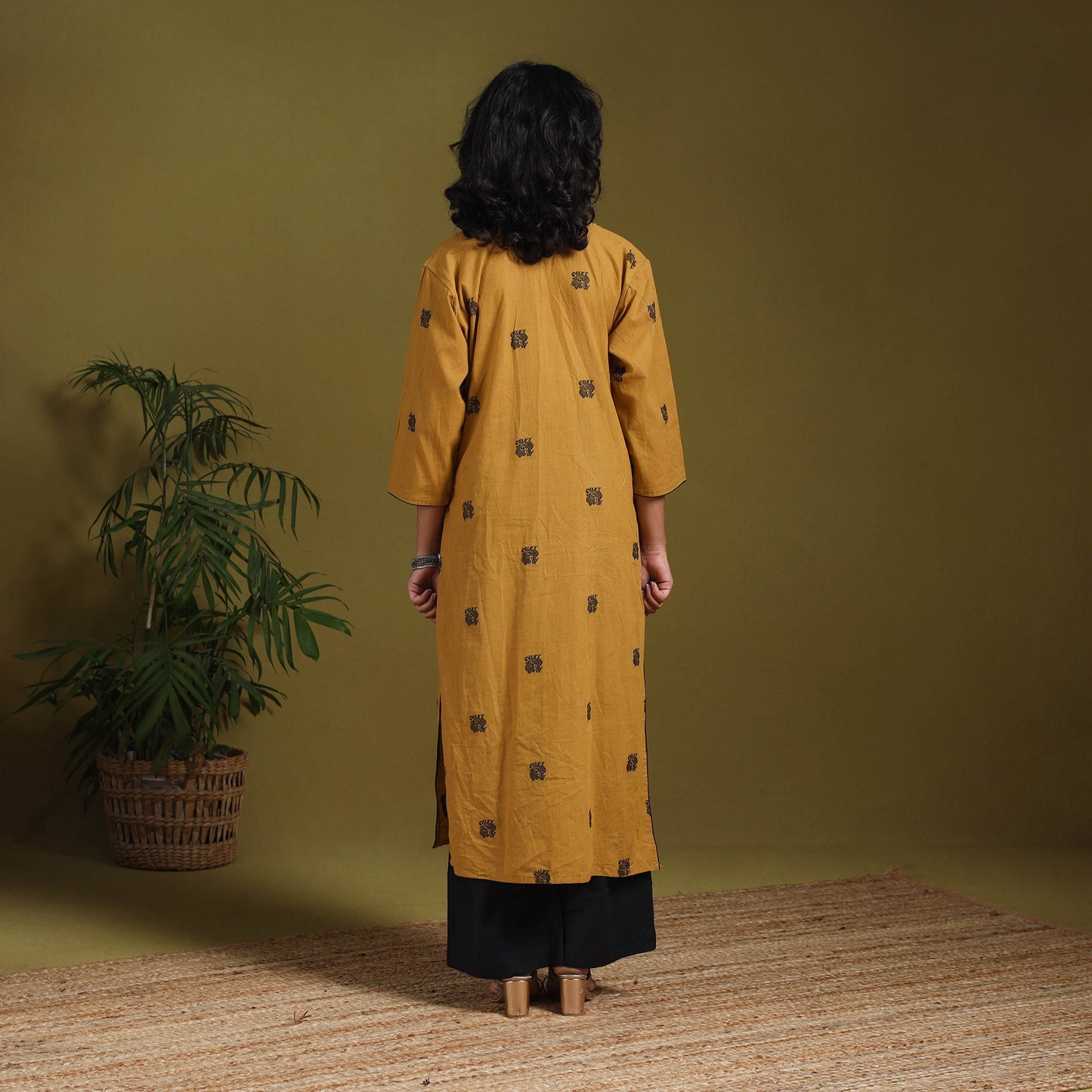 Cotton straight jacquard kurta 02 - m - handcrafted