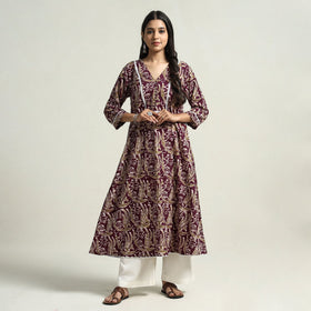 Buy Hand Batik Printed Cotton A-Line Kurta with Lace Work Online at iTokri.com