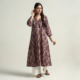 Buy Hand Batik Printed Cotton A-Line Kurta with Lace Work Online at iTokri.com