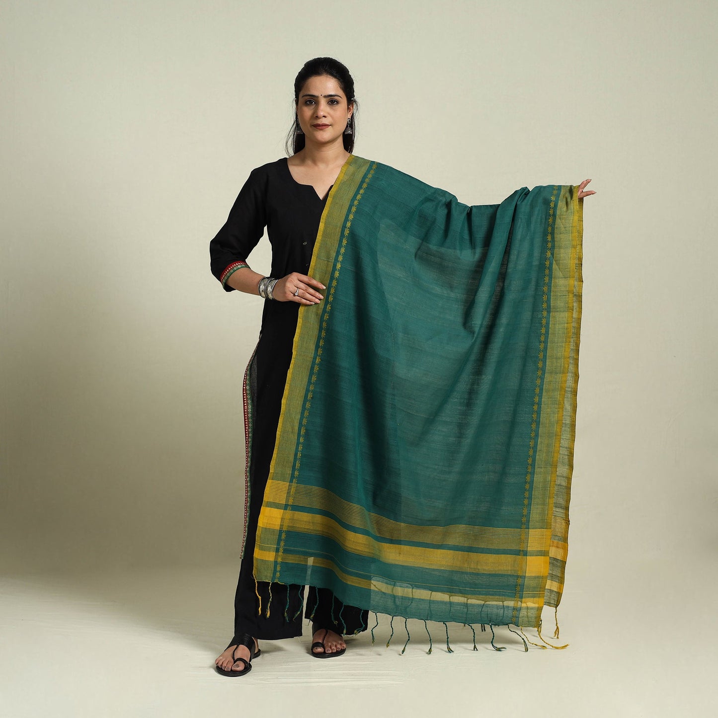  Dark Green Handloom Cotton Srikakulam Jamdani Dupatta