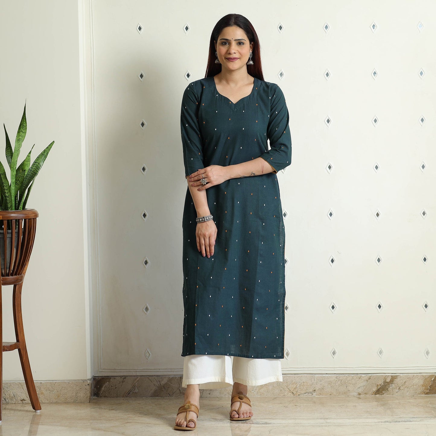 Buy Jacquard Cotton Long Kurta Online l iTokri.com
