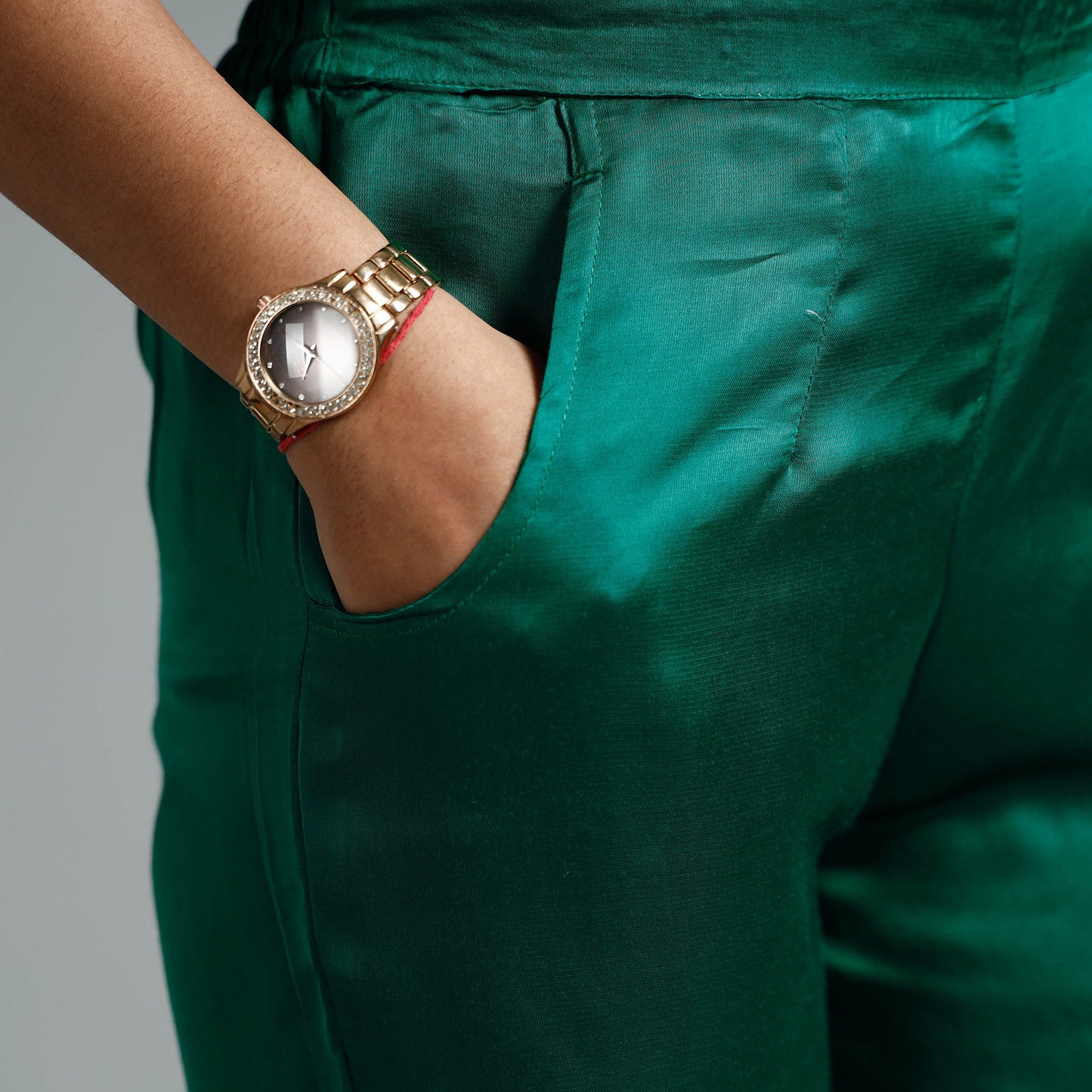 Buy Plain Modal Silk Elasticated Pant Online at iTokri.com