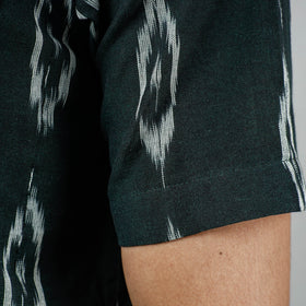 Dark green - pochampally ikat weave cotton men half sleeve