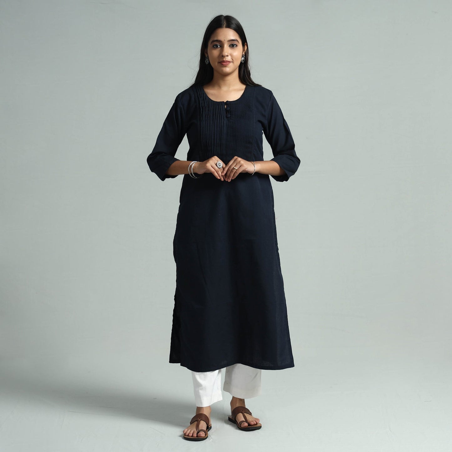 Buy Jhiri Handloom Cotton Pintuck Long Kurta Online l iTokri.com