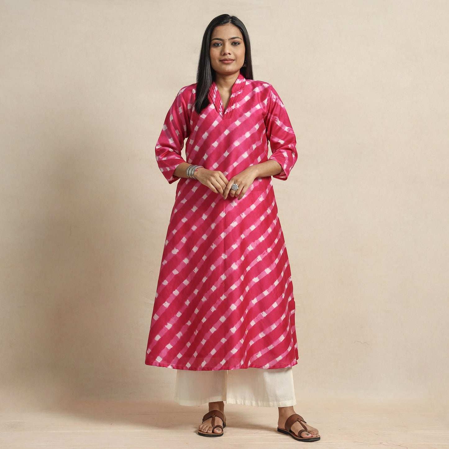 Buy Leheriya Tie-Dye Chanderi Silk Kurta Online at iTokri.com