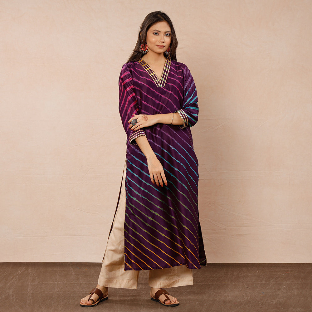 Buy Leheriya Tie-Dye Chanderi Silk Long Kurta Online l iTokri.com