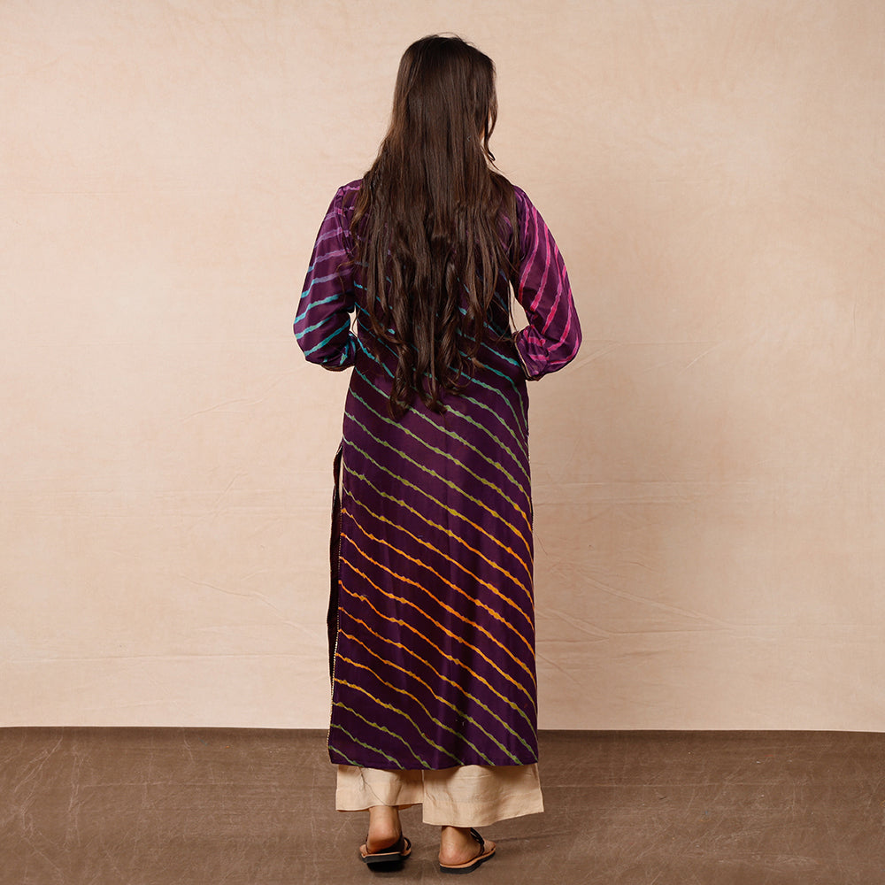 Buy Leheriya Tie-Dye Chanderi Silk Long Kurta Online l iTokri.com