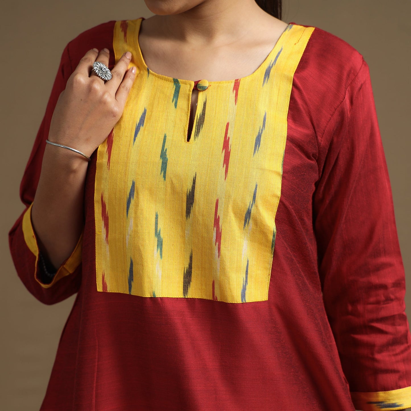 Buy Plain Slub Silk Kurta with Ikat Patchwork Online at iTokri.com