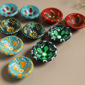 Decorative handpainted clay diya (set of 10) 09