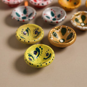 Decorative handpainted clay diya (set of 10) 32