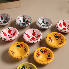 Decorative handpainted clay diya (set of 10) 34
