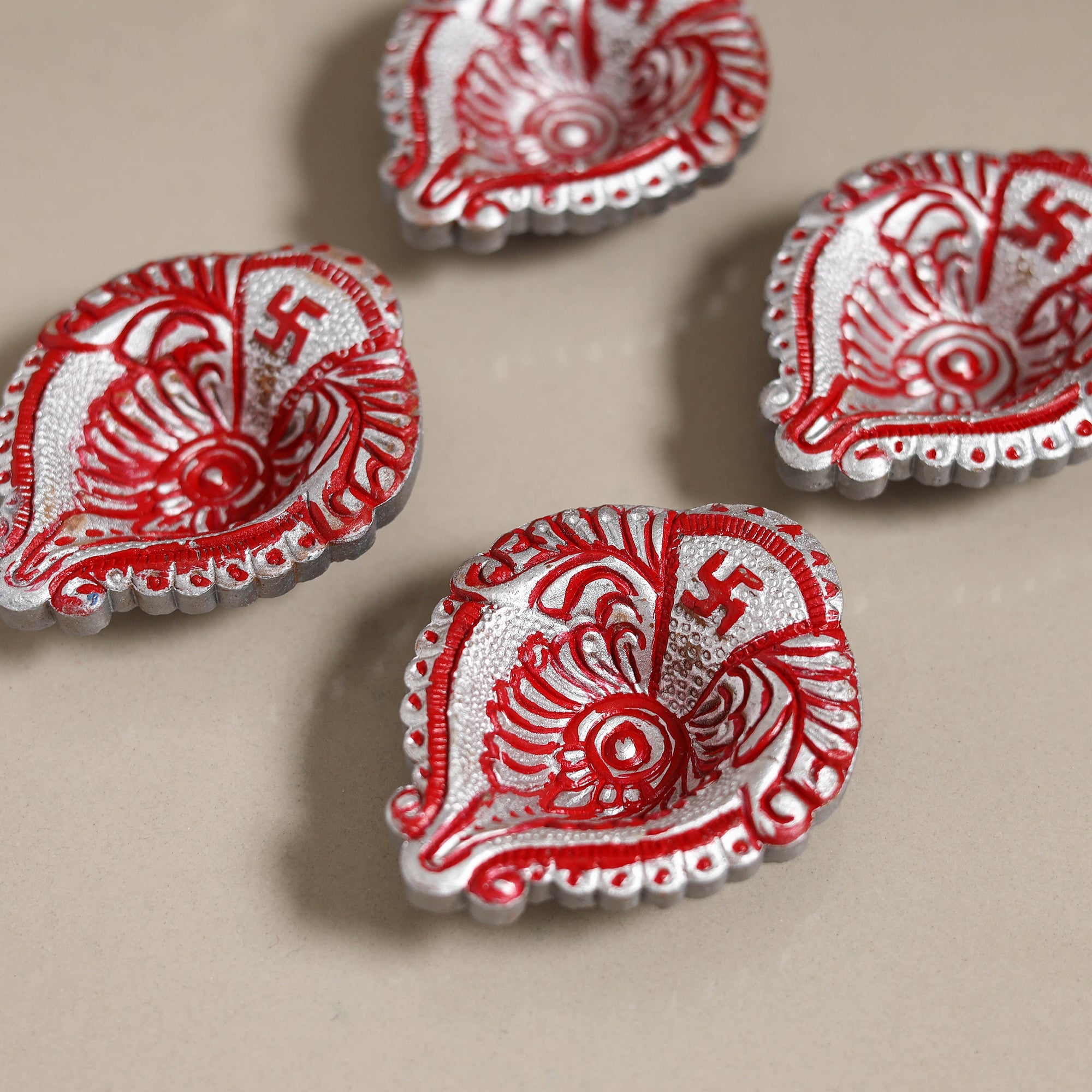 Decorative handpainted clay diya (set of 4) 02 - handcrafted