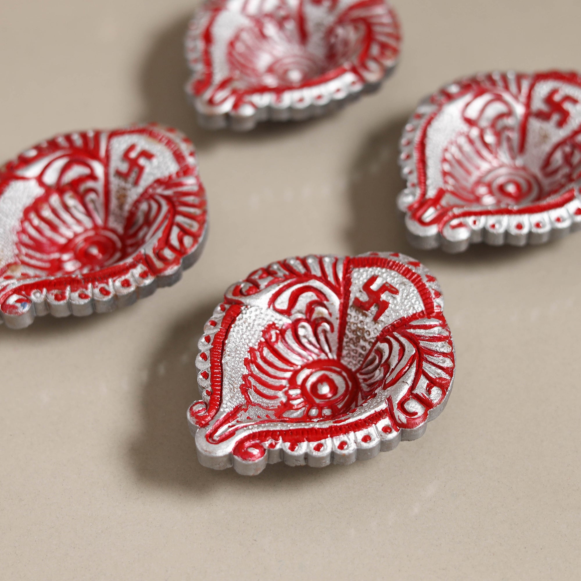 Decorative handpainted clay diya (set of 4) 02 - handcrafted