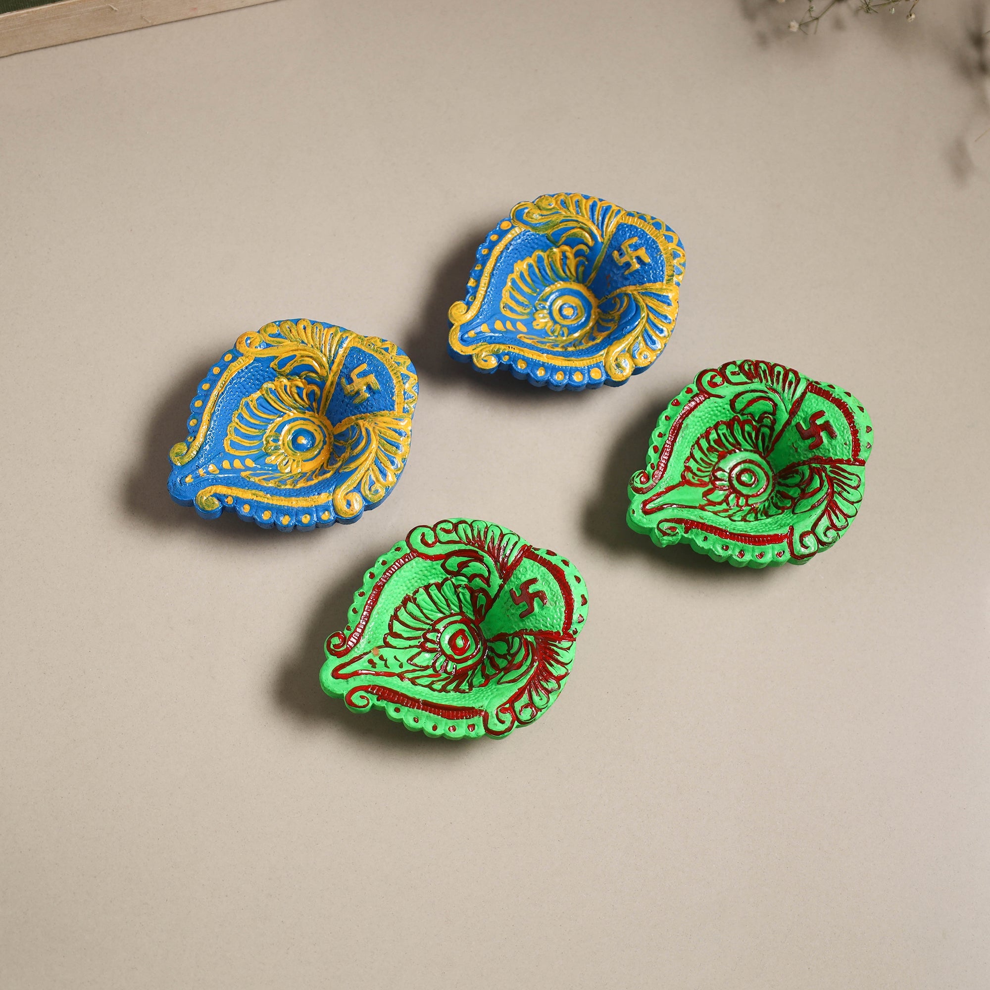 Decorative handpainted clay diya (set of 4) 31 - handcrafted