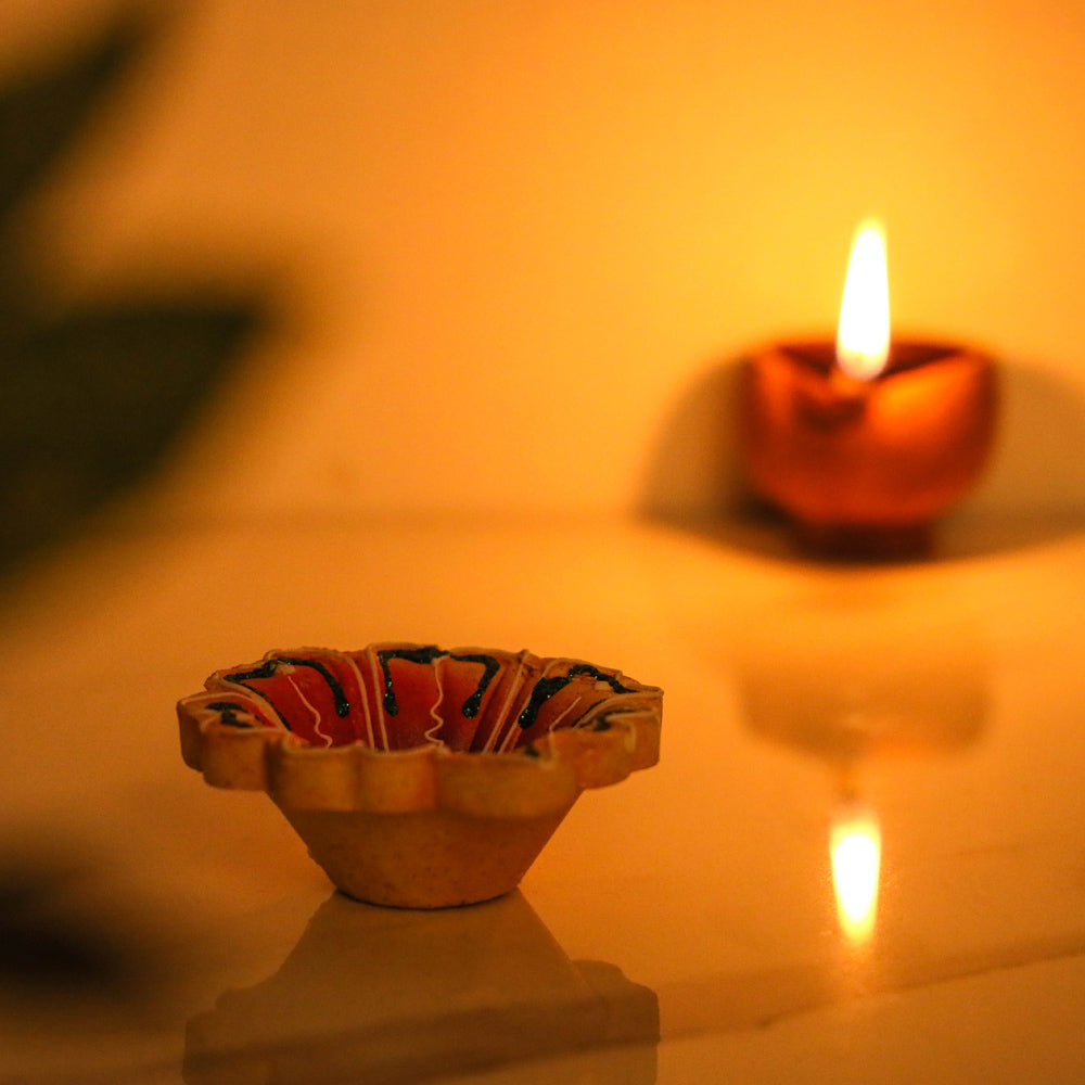  Decorative Handpainted Terracotta Diya (Set of 4) Online in India l iTokri.com 