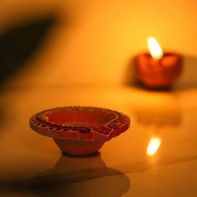  Decorative Handpainted Terracotta Diya (Set of 4) Online in India l iTokri.com 