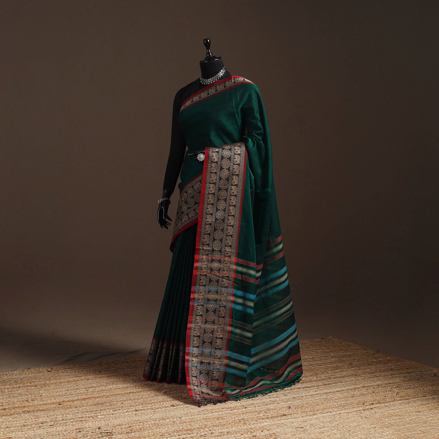 Dharwad cotton saree with border 01 - handcrafted