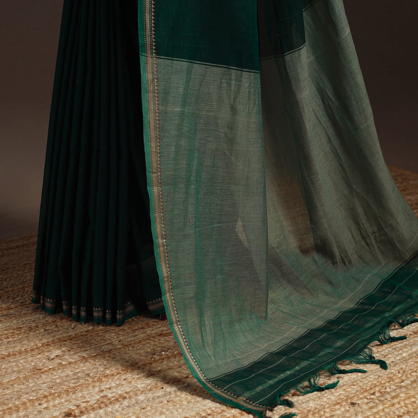 Dharwad cotton saree with border 02 - handcrafted