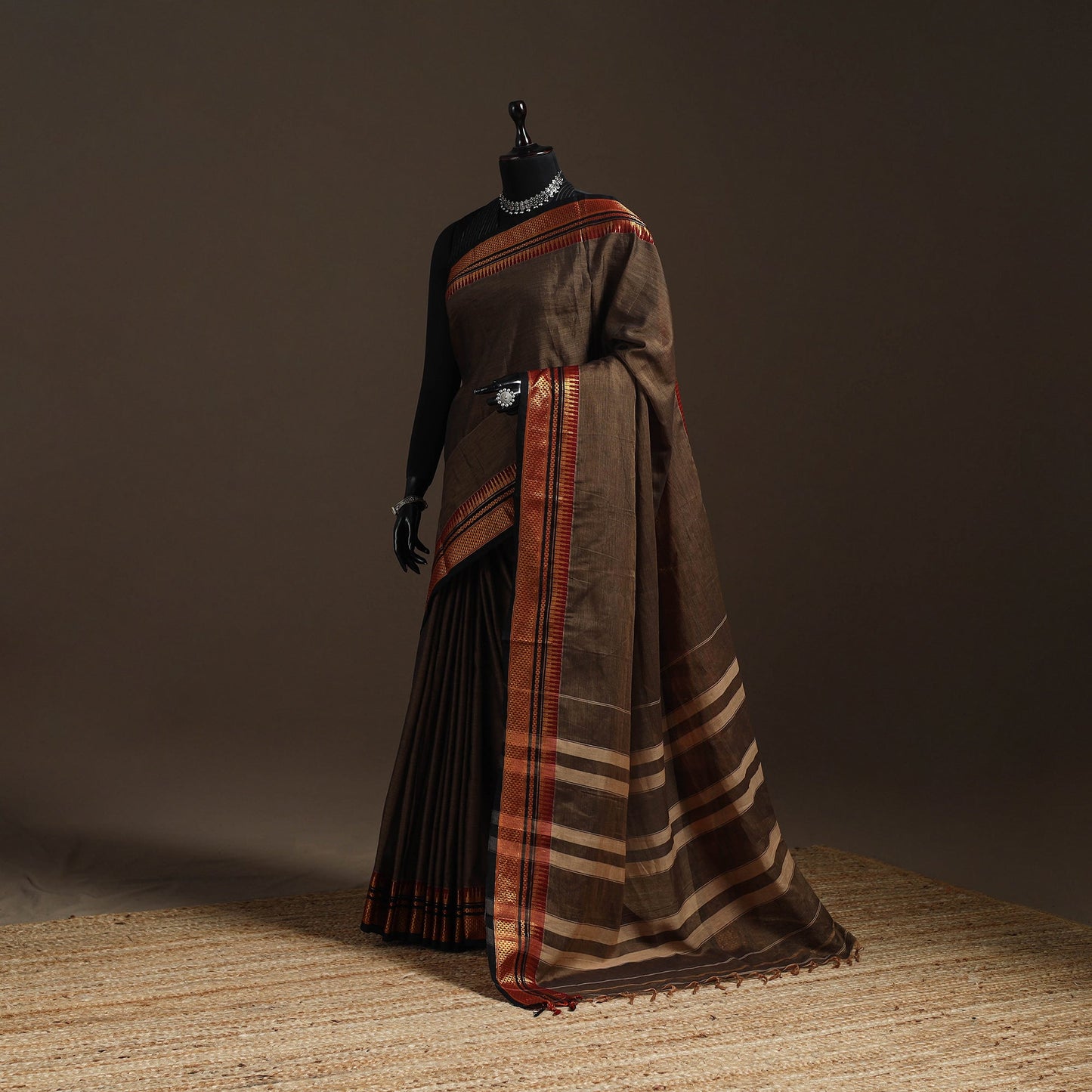 Dharwad cotton saree with border 27 - handcrafted