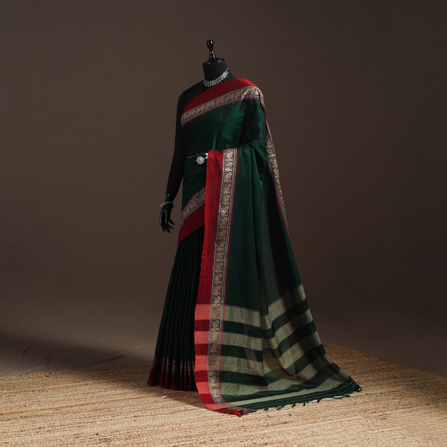 Dharwad cotton saree with border 34 - handcrafted