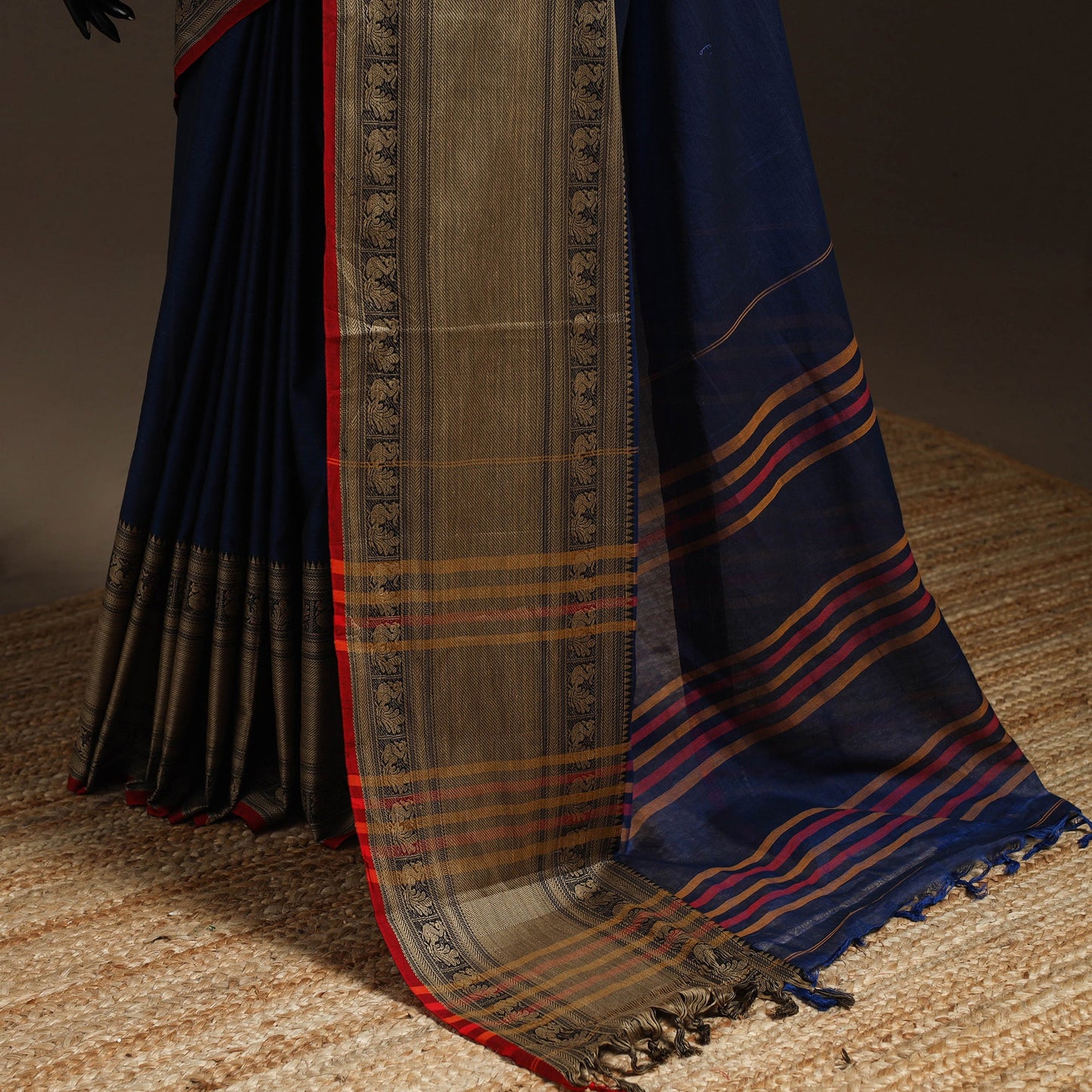 Dharwad cotton saree with border 55 - handcrafted