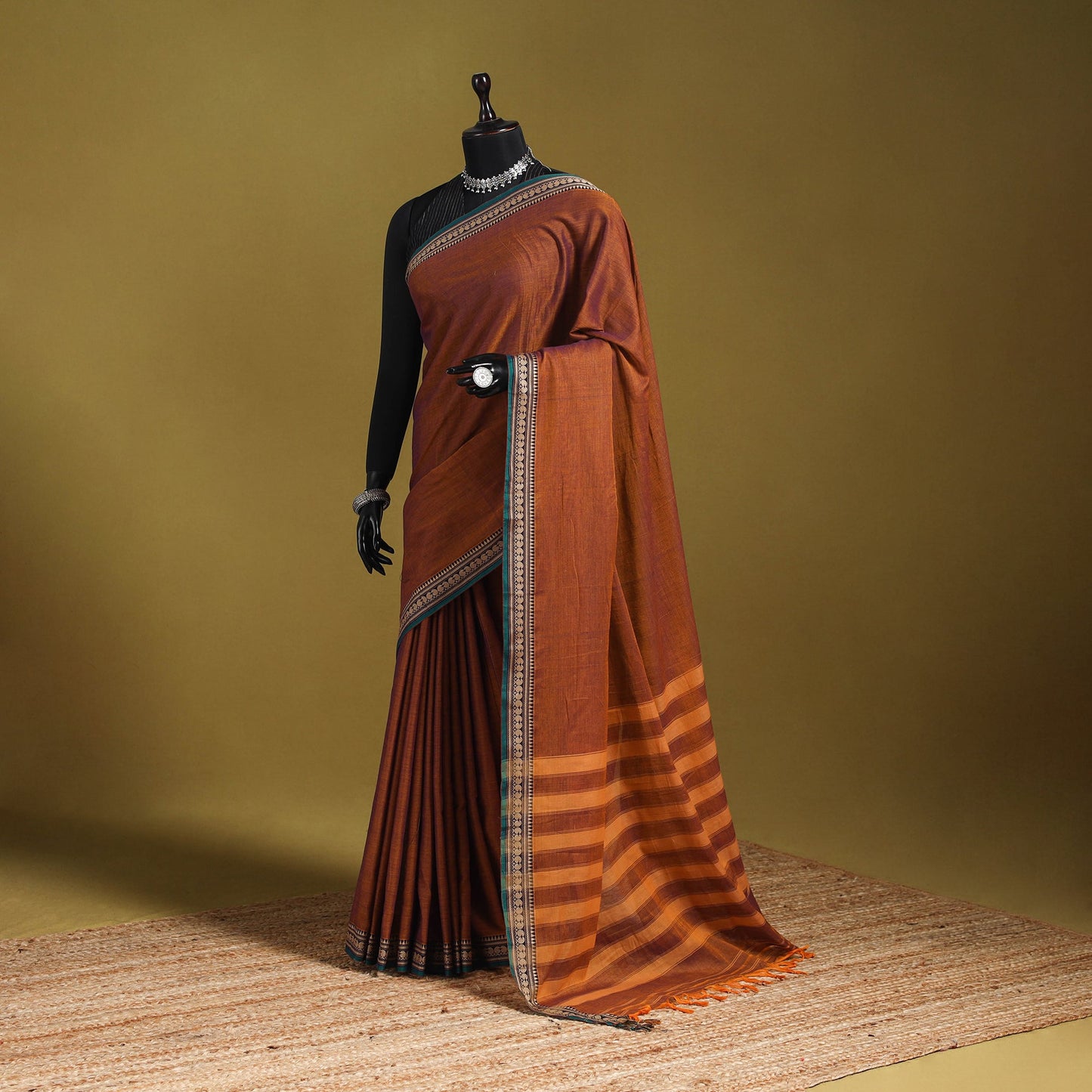 Dharwad cotton saree with border 59 - handcrafted