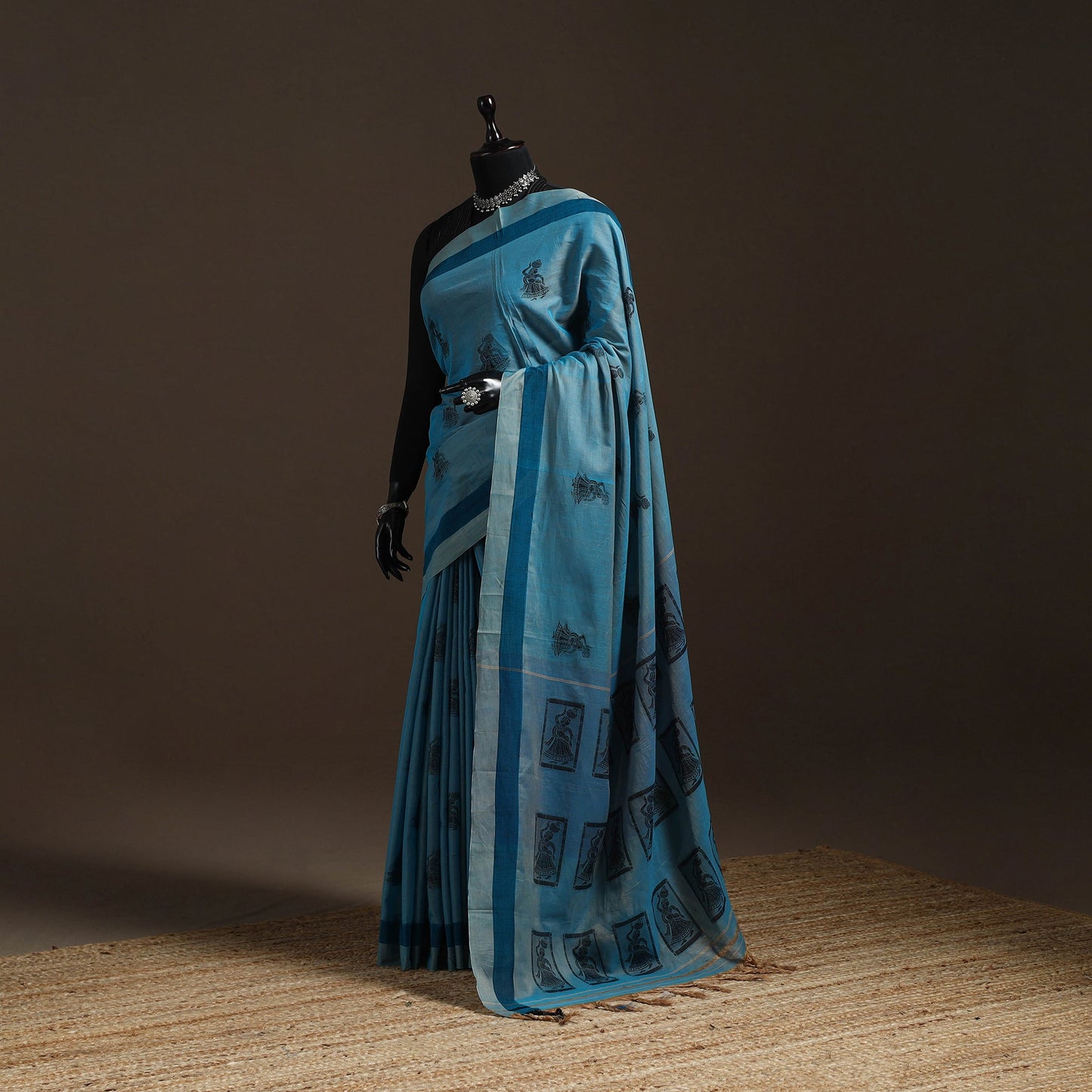 Dharwad cotton saree with thread buta 09 - handcrafted