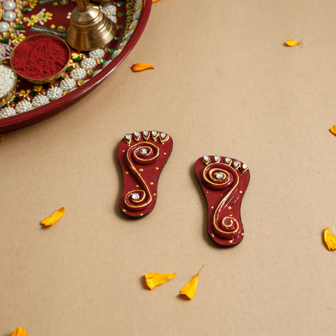 Diwali Decor Handpainted Wooden Mata Charan (Pair) Online 