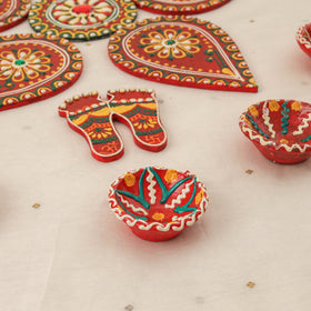 Diwali decor handpainted wooden rangoli set 10 - handcrafted