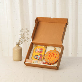 Diwali gift hamper - festive floating candles with shubh
