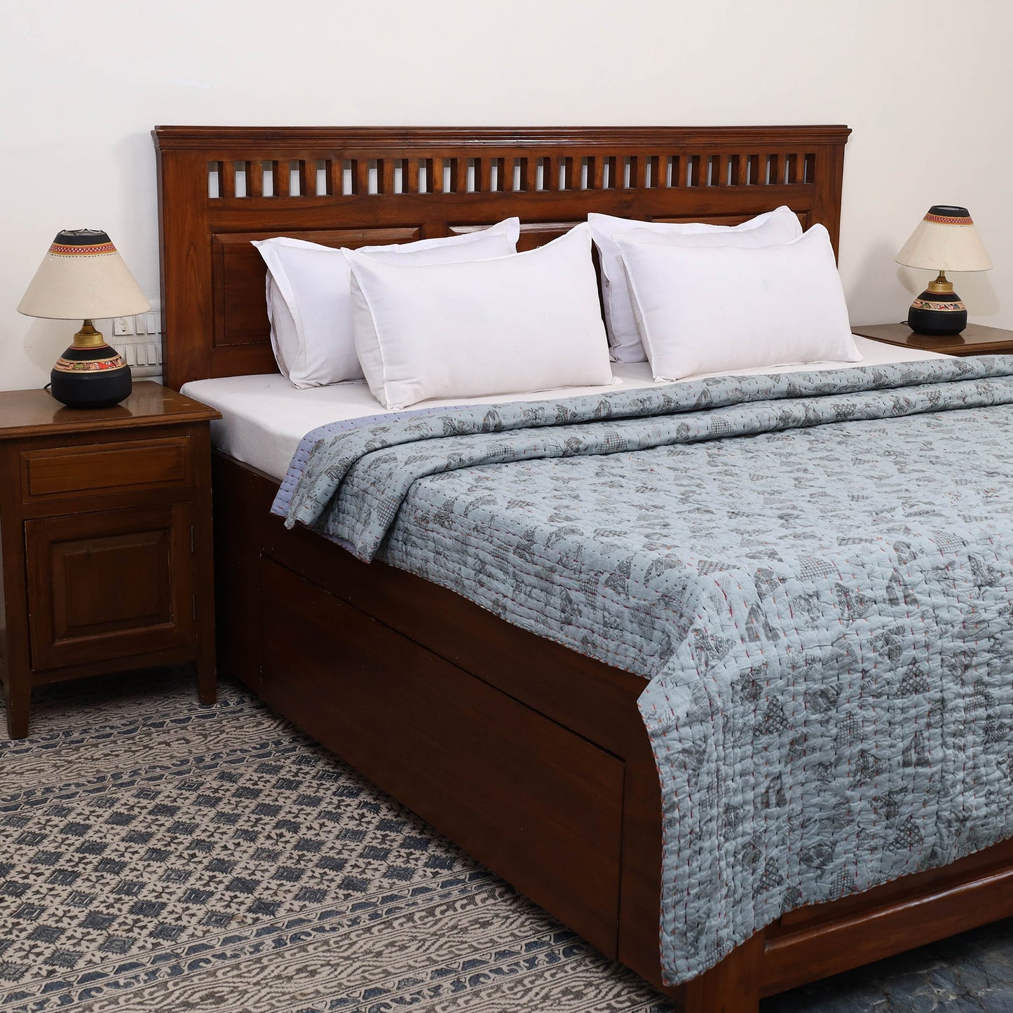  Double - Tagai Work Plain Cotton Quilt