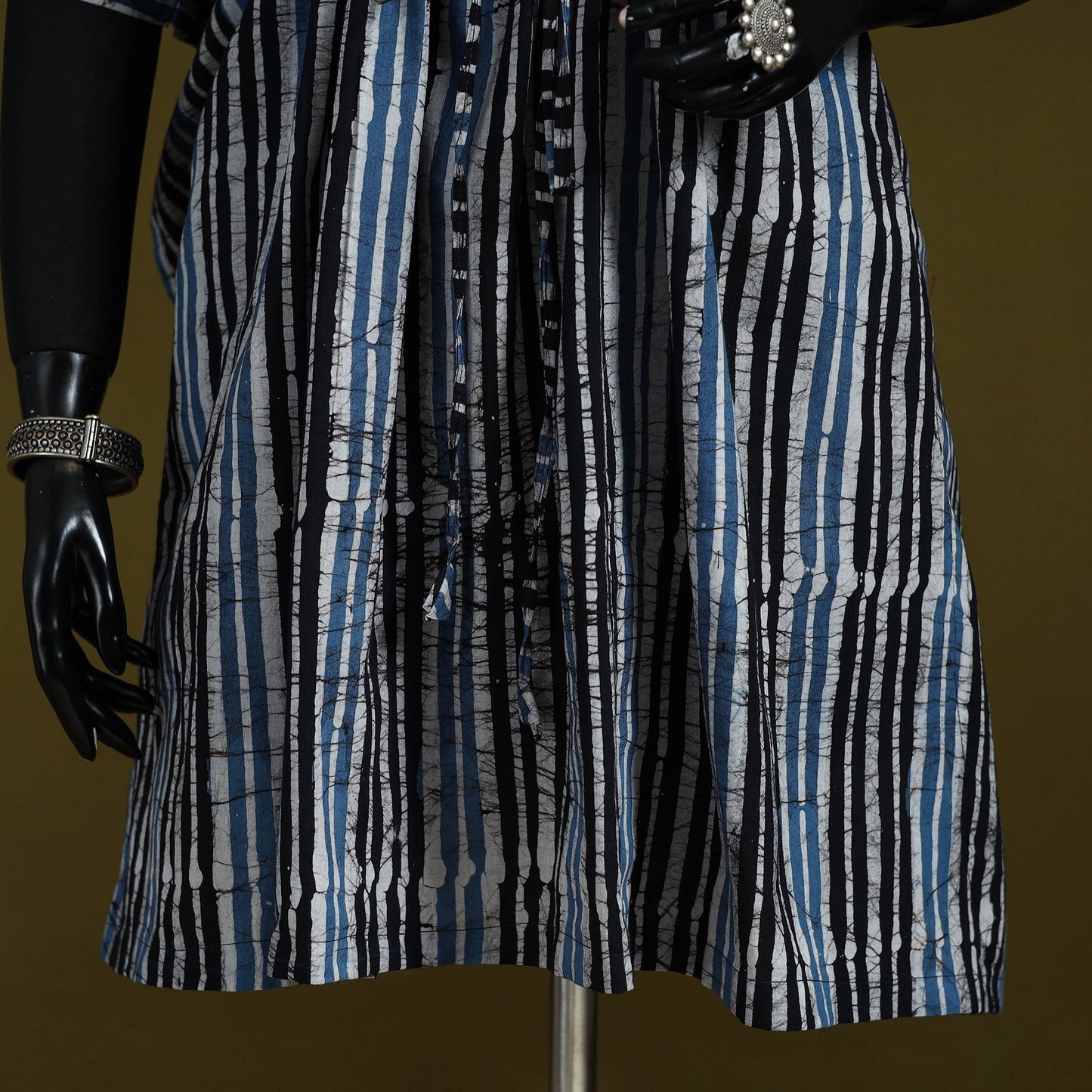 Hand batik cotton medium kaftan 62 - handcrafted