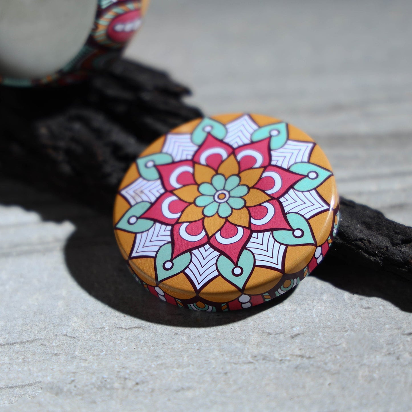 Eco-friendly premium tin coconut soy candle (small) 44