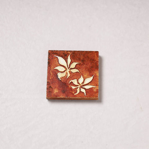  Embossed Stone Work Handpainted Wooden Fridge Magnet 
