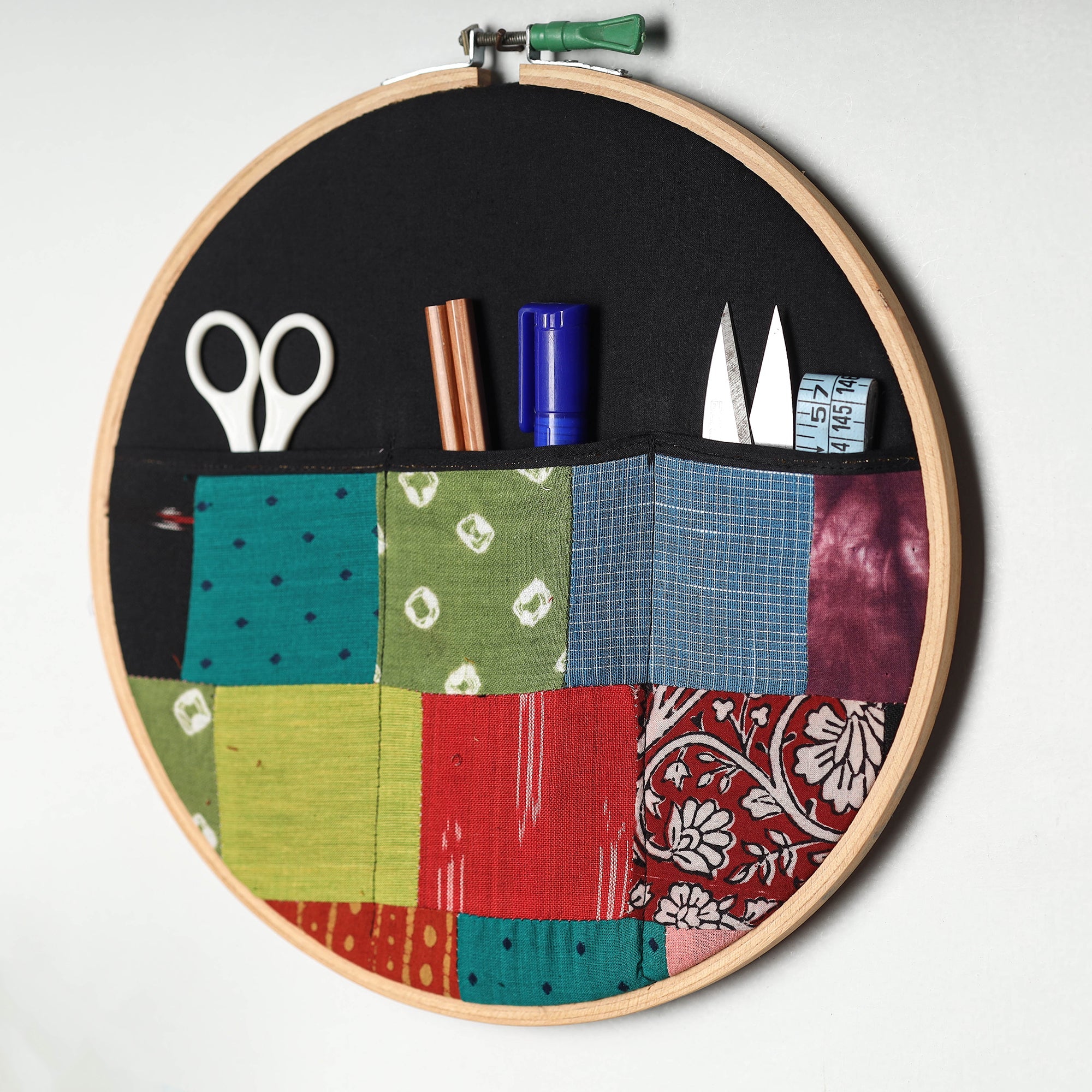  Embroidery Hoop Wall Decor (Large) 15  