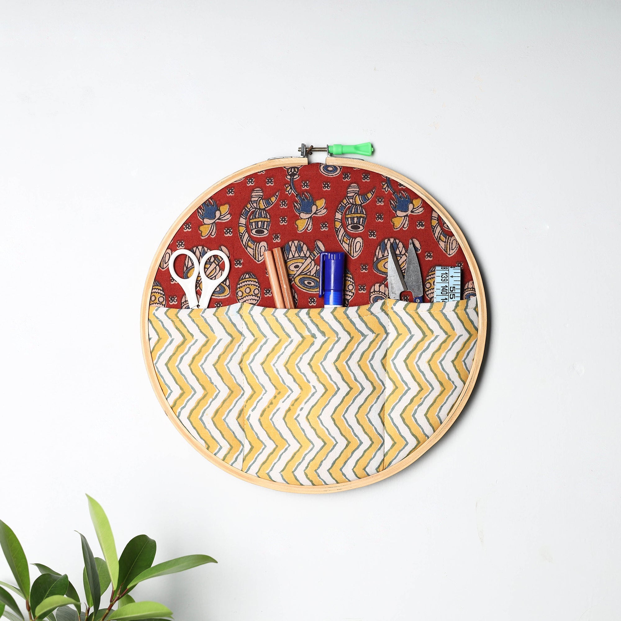  Embroidery Hoop Wall Decor (Large) 19 
