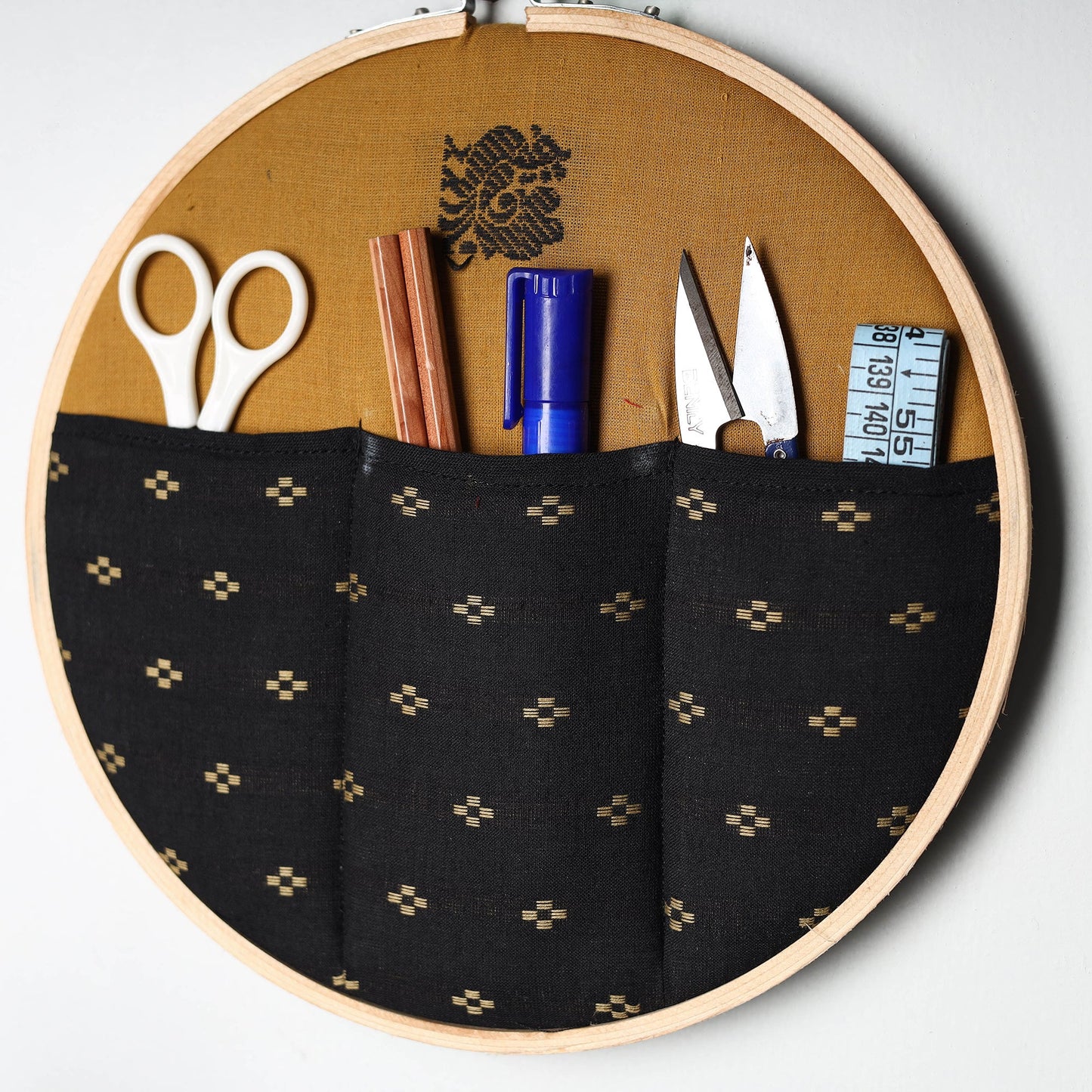  Embroidery Hoop Wall Decor (Medium) 22 